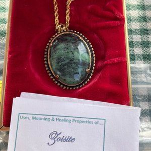 ZOISITE PENDANT ON ROPE CHAIN